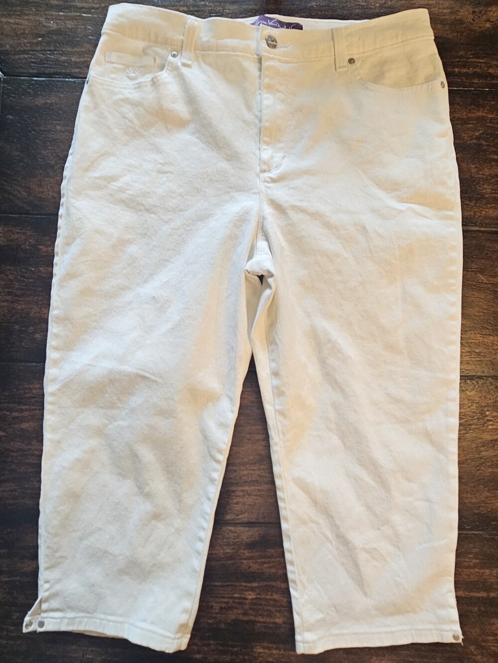NWT Gloria Vanderbilt White Amanda Capri Pants Size 14 - Picture 6 of 9